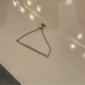 Elegant Silver Chain Bracelet